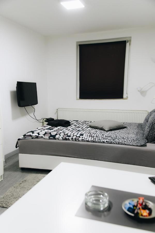 Apartments Luka Kragujevac Ngoại thất bức ảnh